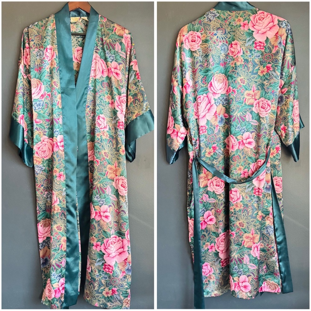 Vintage Victorias Secret Floral Robe